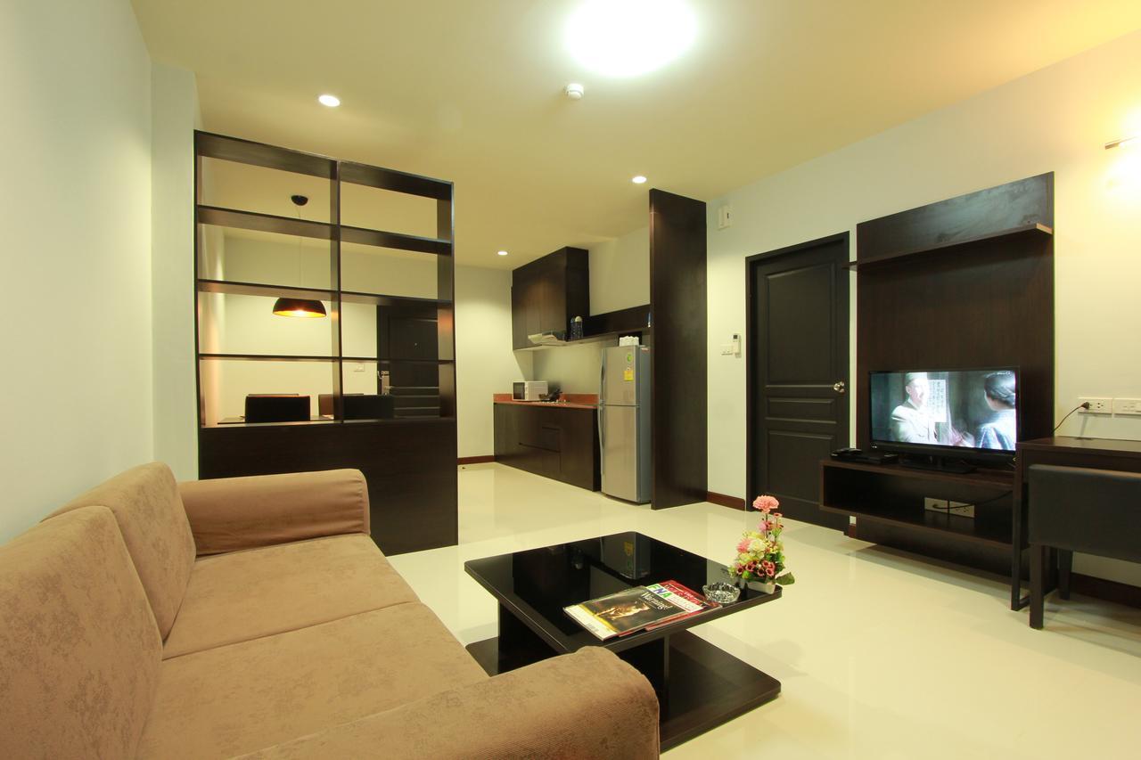 The Park 304 Executive Serviced Apartment Si Maha Phot Extérieur photo
