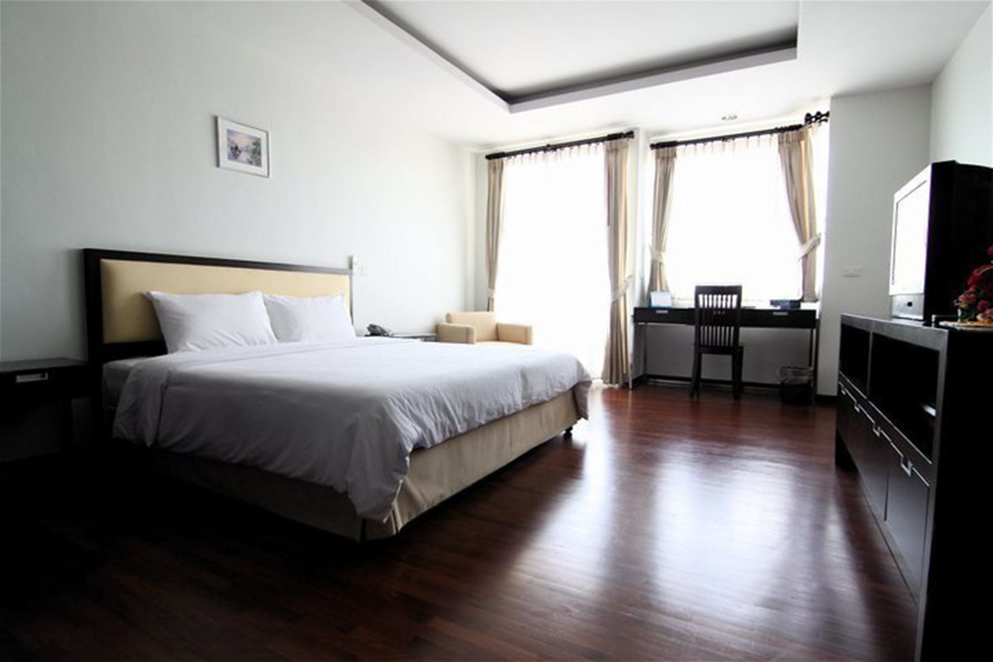 The Park 304 Executive Serviced Apartment Si Maha Phot Extérieur photo